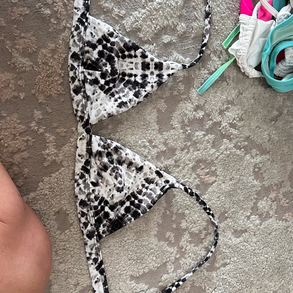 Black and White Patterned Bikini Top